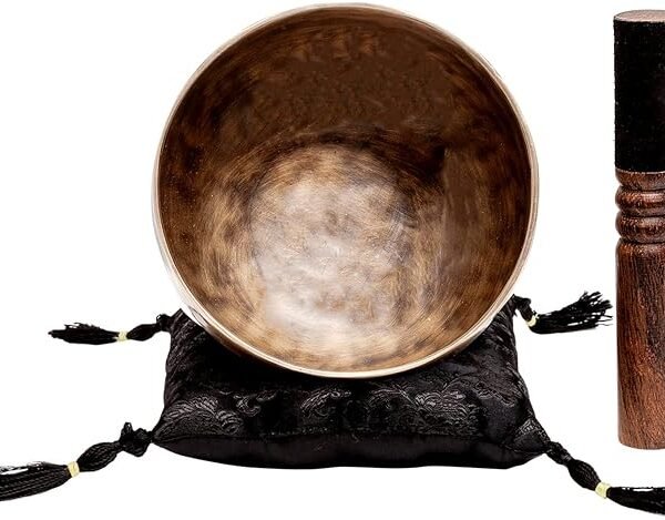 Solar Deer Garden Light Statue – Weatherproof Resin Outdoor Yard & Pathway Lantern